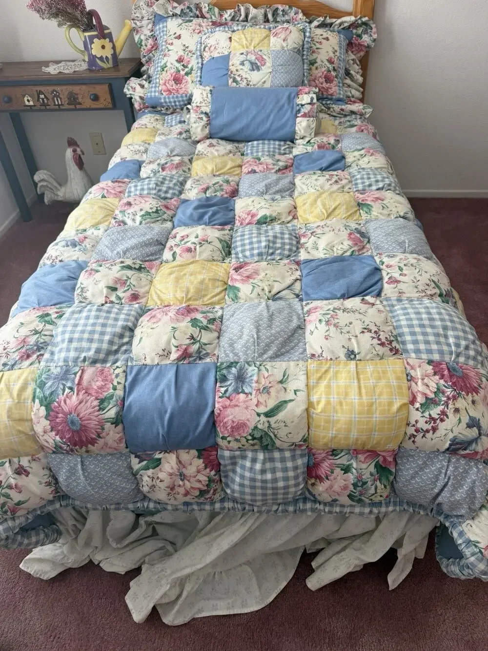 Vintage Handmade Puff patchwork Twin Quilt 4 Piece Set Cottagecore